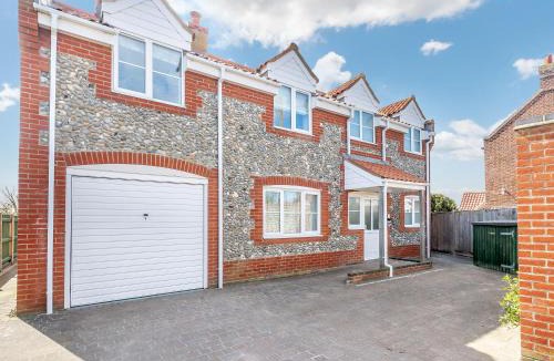 Bacton House | Sandbanks