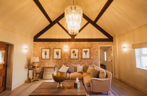 Congleton Bed & Breakfast | Sandhole Oak Barn