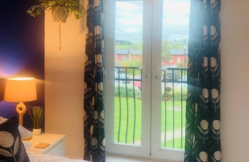 Hunmanby Apartment | Sandy Feet 1st floor apartment with open plan living on The Bay, Filey