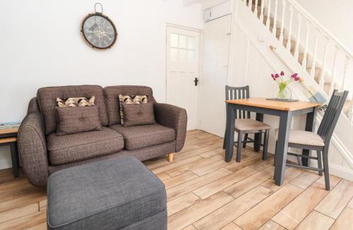 Conwy House | Sandy Shell Cottage