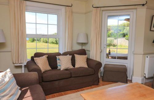 Thurlestone House | Savernake