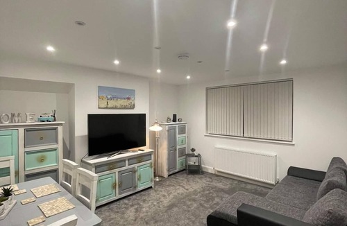 Perth Apartment | Scottish Stunning Stay With Free Parking