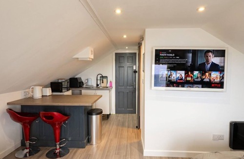 Cushendall Apartment | Sea-View 1-Bed Flat · Sleeps 2 · Walk to Cushendall Beach