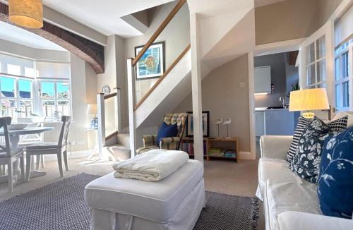 Aldwick House | Seagull Cottage, Aldwick