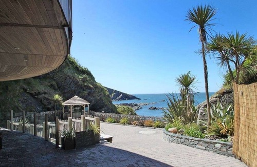 Hele Cottage | Seascapes