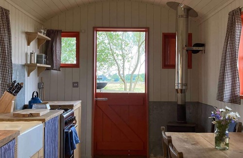 Minchinhampton Cabin | Secluded off grid Shepherd's Hut