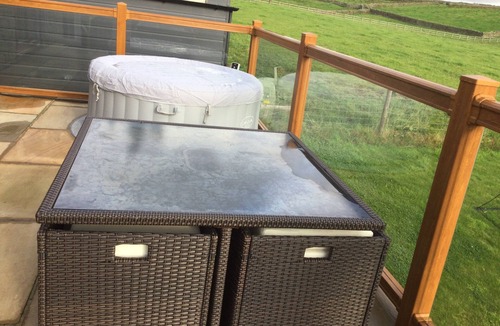 Fence Apartment | Self contained annex with private hot tub and beautiful views
