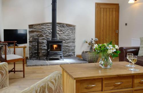 Llanrhychwyn House | Sgubor Ucha