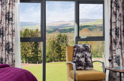 Appleby-in-Westmorland Cottage | SHEPHERDS VIEW, pet friendly, character holiday cottage in Dufton