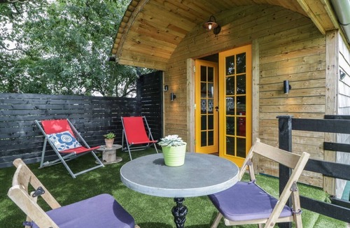 Congresbury House | Shepherd's Hut, Congresbury
