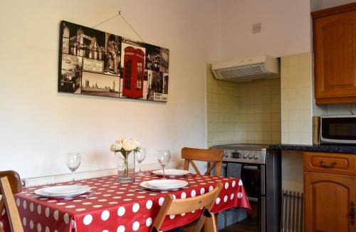 Whitstable House | Shingle Cottage