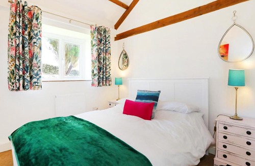 Barnstaple House | Shippon - Ukc9529