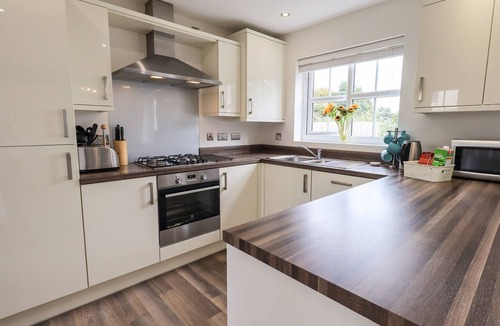 Grange-over-Sands Cottage | Shore View