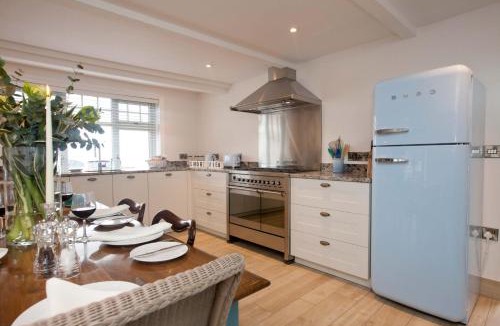 Sandsend House | Shore View