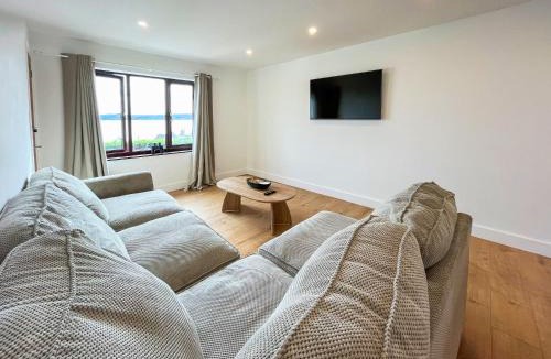 Benllech House | Sienna Cottage