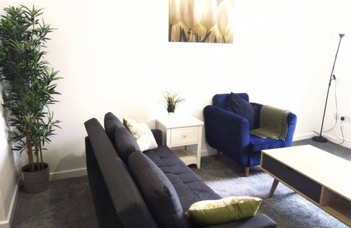 North Shields Apartment | Sigma Central Flat 3 is a 5min walk to the The famous Fish Quay and restaurants.