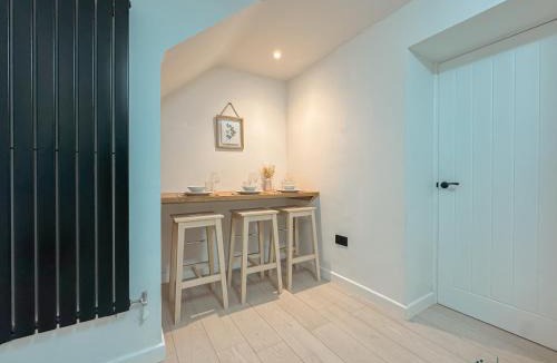 Dowlais House | Silver Birch - Dowlais