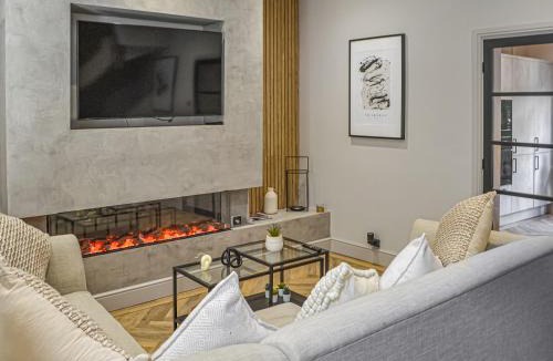 Morpeth House | Silver Cottage