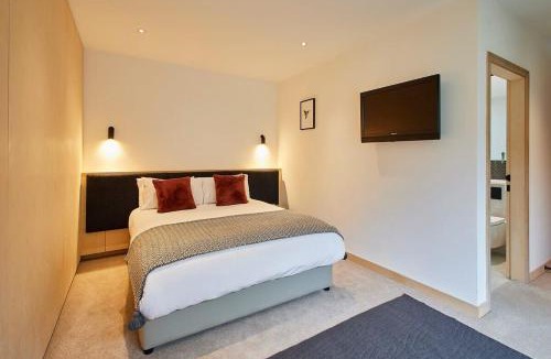 Potter Brompton House | Sleeper Cottage
