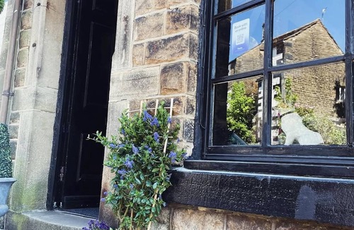 Dobcross Apartment | Sleeps2-ruralstudio-dobcross-saddleworth