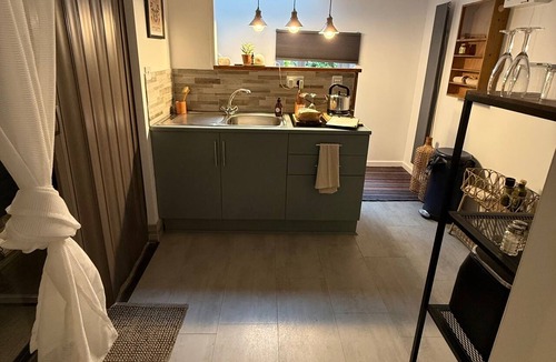 Dobcross Apartment | Sleeps2-ruralstudio-dobcross-saddleworth