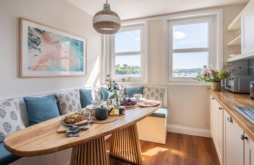 Salcombe Apartment | Slipways - an apartment that sleeps 4 guests in 2 bedrooms