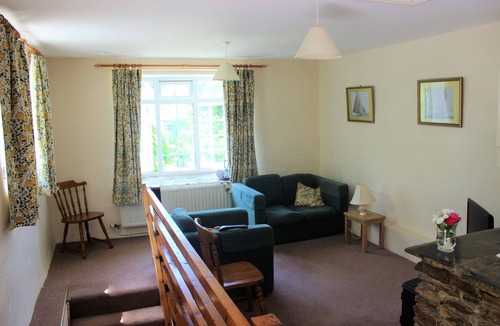 Looe Cottage | Smithy Cottage 17th century converted barn