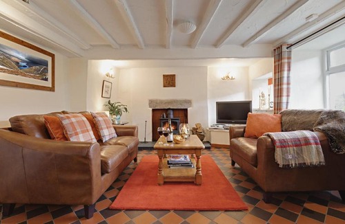 Windermere House | Smithy Cottage At Lindeth