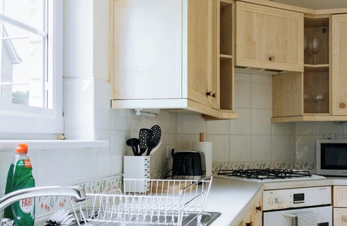 Ellemford Apartment | Snug & Serene 2BD Flat - Roseburn