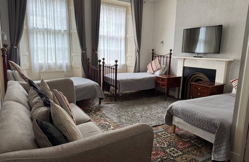 New Town House | Sofia Rooms