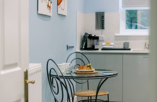Cowes Apartment | Solent Garden