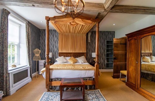Martin House | Solton Manor