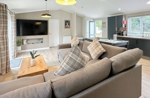 Raywell Ski Chalet | Spa Sensation (Sauna & Hot Tub)