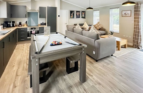 Raywell Ski Chalet | Spa Sensation (Sauna & Hot Tub)