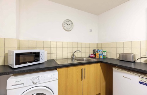 Whitehaven Apartment | Spacious 1 Bed Whitehaven Apartment with Sea Views