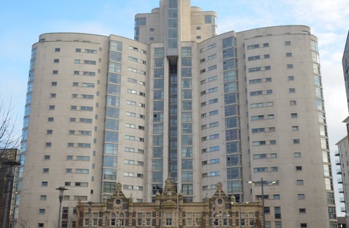 Cardiff City Centre Apartment | Spacious 2-Bed 2-Bath Cardiff City Centre Apt