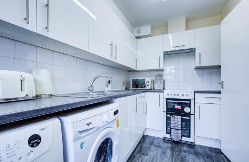 Selhurst Apartment | Spacious 2 Bed Apartment South London