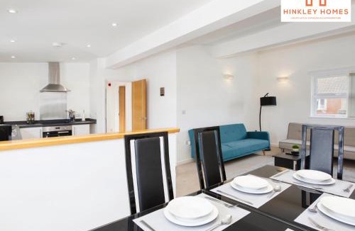 Bridgwater Apartment | Spacious 2 Bed - Central Location - Free Parking - HPC transport links - By Hinkley Homes Short Lets & Serviced Accommodation