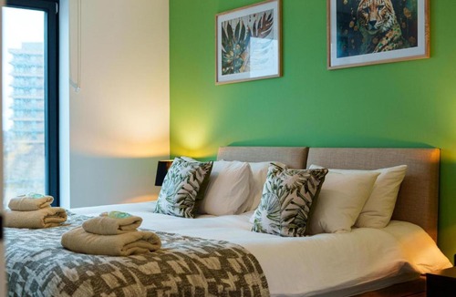 Holbeck Apartment | Spacious, 2Bed 2Bath Leeds, Centre & Stadium