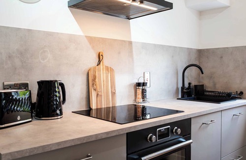 Liberton Apartment | Spacious 2BR - Parking Near Edinburgh City Centre