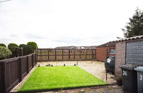 Lanark House | Spacious 3-bedroom House in South Lanarkshire