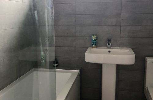 Peterlee House | Spacious 3 bedroomed house in Easington Village Durham Coast