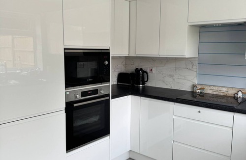 Hemel Hempstead House | Spacious 4-bedroom house Hemel Hempstead