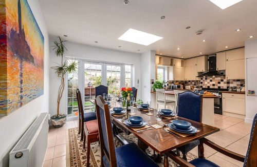 Cambridge House | Spacious Five Bed Home in the Heart of Cambridge