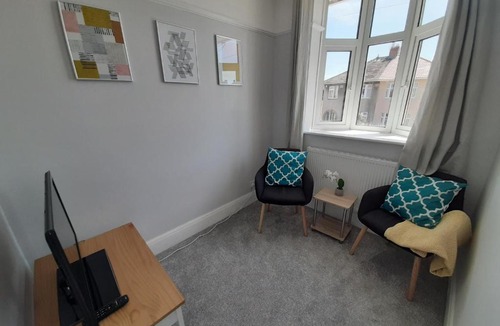 Filton Apartment | Spacious house in residential area of Bristol