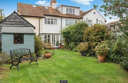 Hereford House | Spacious Semi-Detached Home
