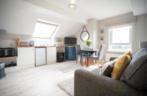 Maghera House | Sperrin View Suite - Luxury space with Budget Friendly pricing