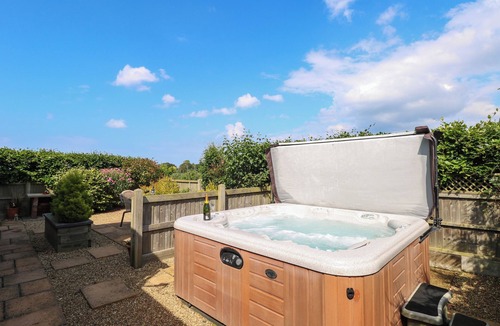 North Walsham Cottage | Spinney's Den