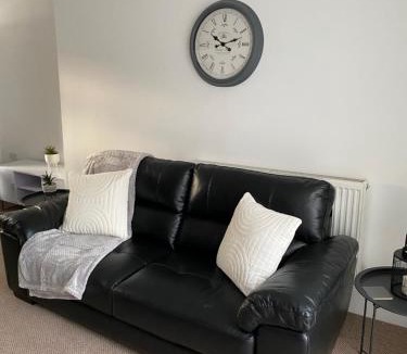 Risca House | Springfield Retreat