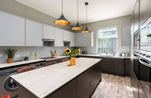 Bradford House | Springmill Gem